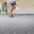 Minimize the risk of slipping: anti-slip solutions for epoxy floors