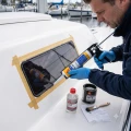 Bootraam vervangen of inkitten. De complete handleiding (Sika)