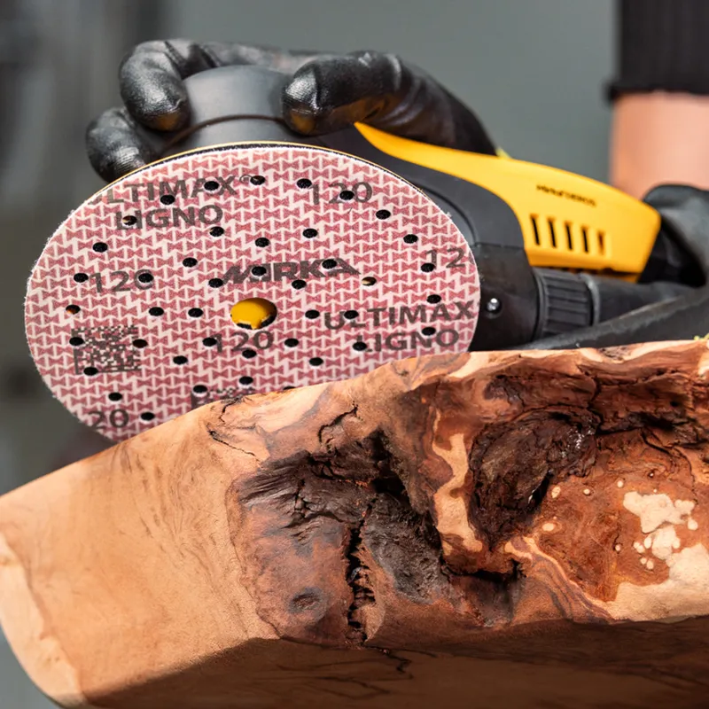 Hout schuren met Ultimax Lingo (1)