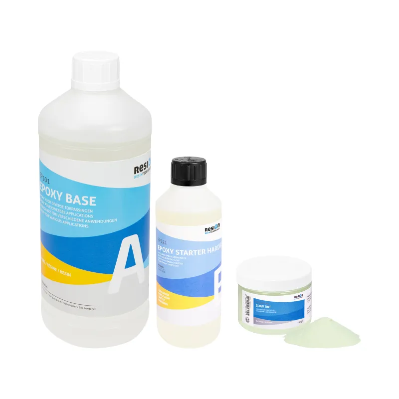 Glow in the dark epoxy casting resin
