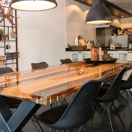 Epoxy boomstamtafel