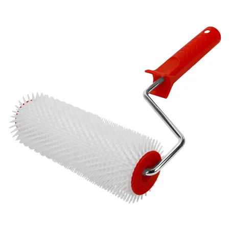 Spike roller for cast floors